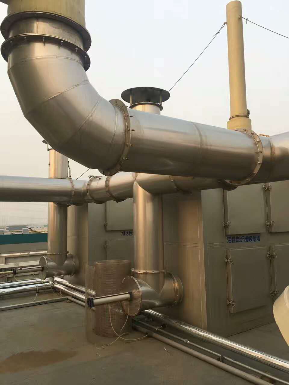 不銹鋼煙囪的重量為什么那么輕，功能還那么好?